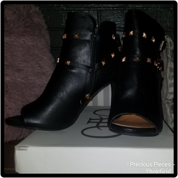 Studded booties - Picture 3 of 5